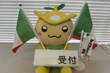 イタリア・ティエーネ市訪問団来校